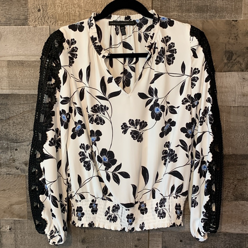 White House Black Market long sleeve floral top Size XXS - Picture 14 of 16